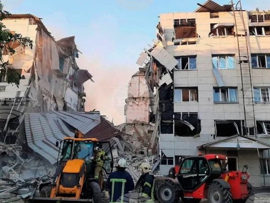 Kiev'de Geceleyin Düzenlenen Saldırıda 8 Kişi Öldü