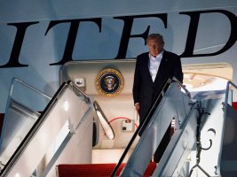 Trump: "Ben İran'ın Ölüm Listesinde Bir Numarayım" — Ankara Dönüşünde İki Uçak Değiştirdi