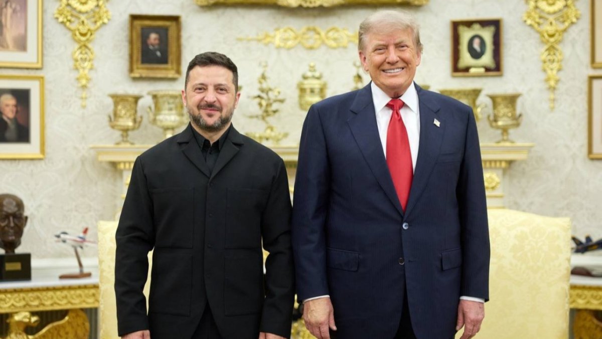 Zelenski'den Trump'a Sürpriz Ziyaret: Takım Elbiseyle Oval Ofis'te