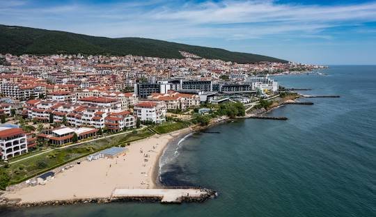 Ruslar Gitti, Yeni Alıcılar Geldi: Sveti Vlas'ta Emlak Piyasası Değişiyor
