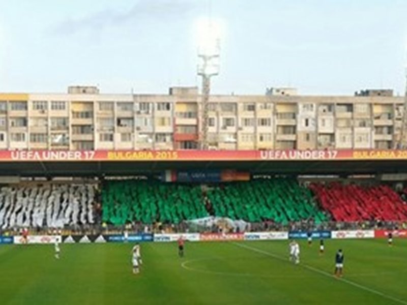 Neftohimik'ten Hasta Çocuk İçin Anlamlı Kampanya: Botev Maçı Gelirleri Küçük Bela'ya Bağışlanacak