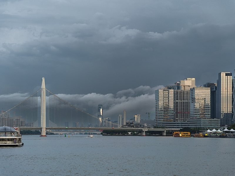 Guangdong'da Tayfun Nedeniyle 340 Bin Kişi Tahliye Edildi