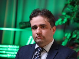 Bojidar Bojanov'dan Atanasova-Peevski Dubai Uçuşu İddialarına Yanıt: Bakan Demerciev'e İnanıyorum