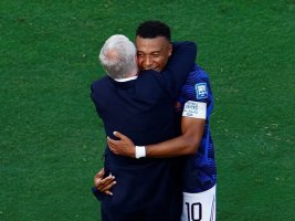 Mbappé, Deschamps'a Sarılmak İçin Koşma Nedenini Açıkladı