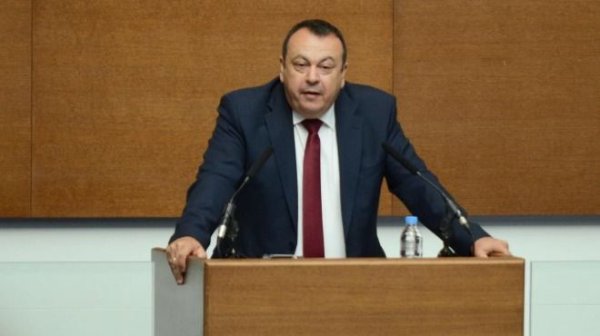 Hamid Hamid'den İçişleri Bakanı Demerdzhiev'e Sert Suçlamalar: 'Polisi Sattı, Noter Senetleri Biriktirmek Hobisi Oldu'