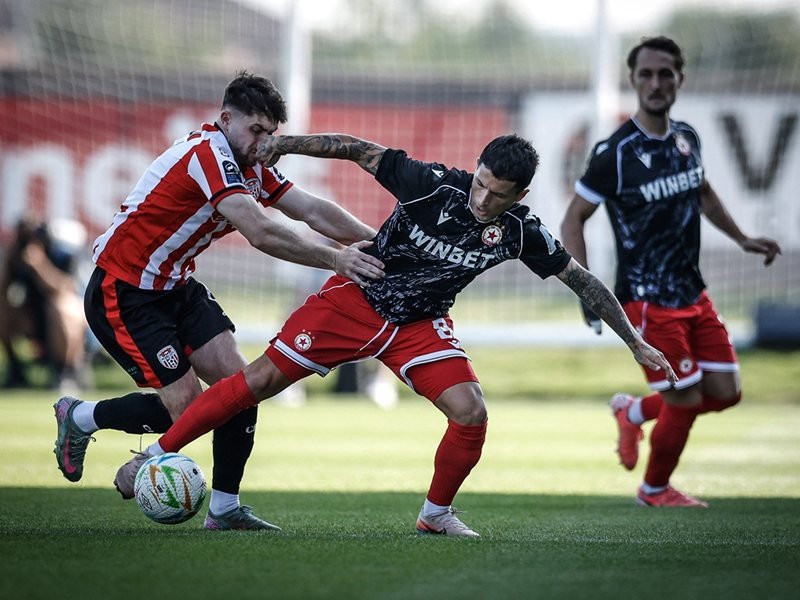 CSKA İrlanda'da Zor Durumda, Ev Sahibi Ekibin Şutu Direkten Döndü