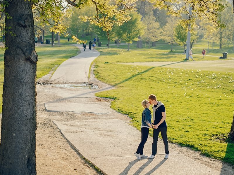 ABD'de Enflasyon Gençlerin Flört Alışkanlıklarını Değiştiriyor