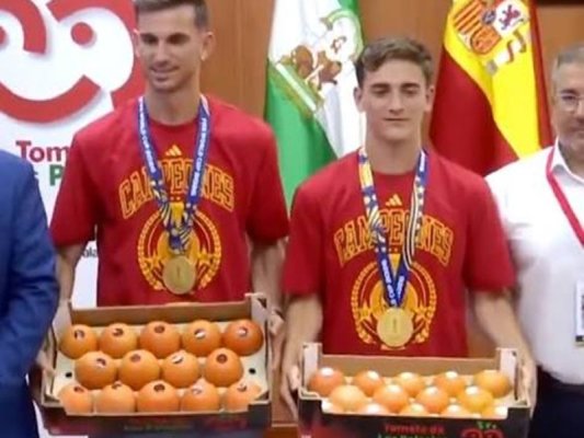 İspanyol Futbolculara Şampiyonluk Ödülü: 140 Kilo Domates