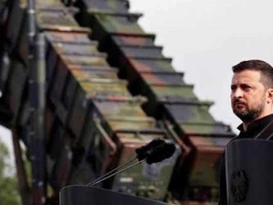 Zelenskiy, NATO Genel Sekreteri Rutte'den Daha Fazla Önleme Füzesi İstedi