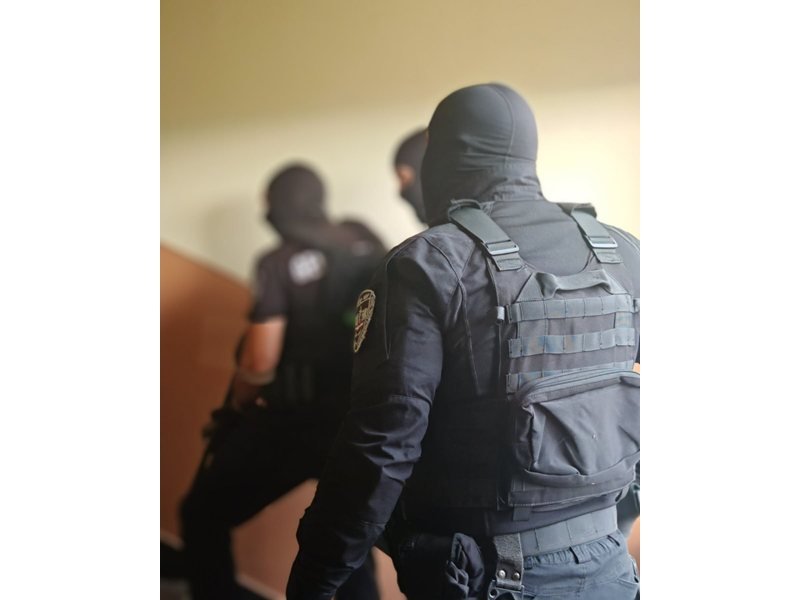 Sevlievo'da Operasyon: Üç Gözaltı, 140 Gram Uyuşturucu Ele Geçirildi