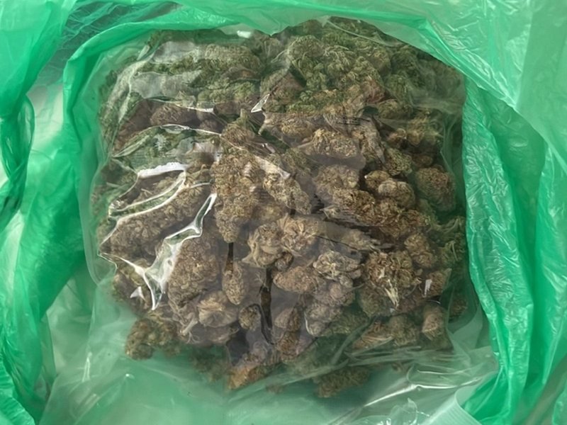 Nesebar'da 350 Gram Esrar Yakalanması