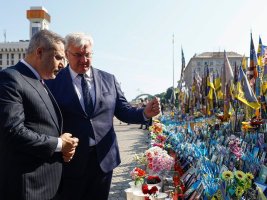 Kiev'den Toprak Tavizine Sert Ret, Ankara Müzakereye Ev Sahipliği Teklif Etti