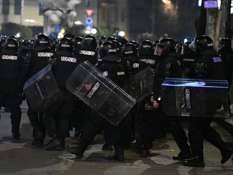 Bulgaristan'da 800 Bin Kişinin Maaşı Donduruldu: Öğretmen, Polis ve Askerler Etkilendi