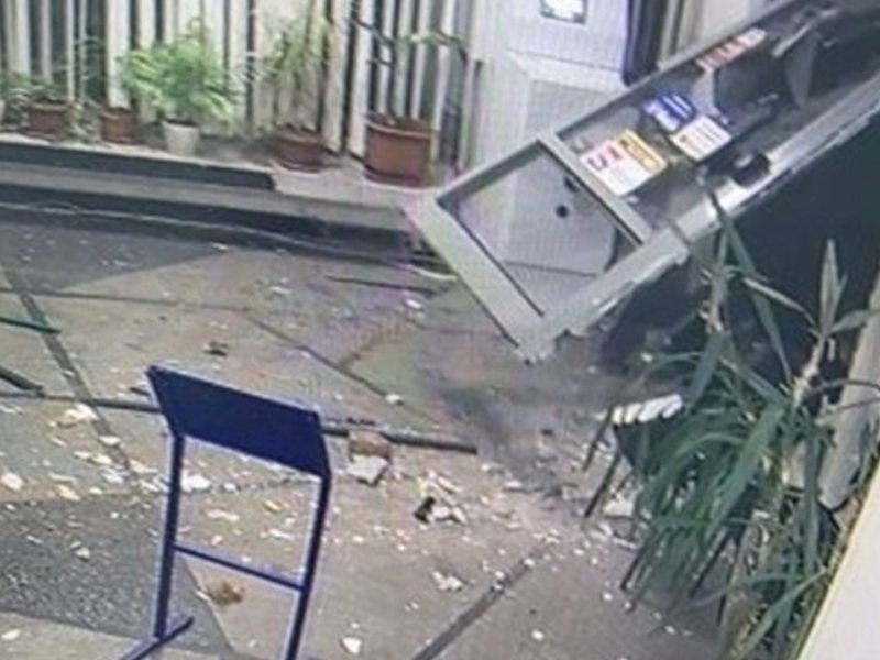 Vılçedrım'da Banka Soygunu Girişiminde Bulunan İki Kişi Tutuklandı