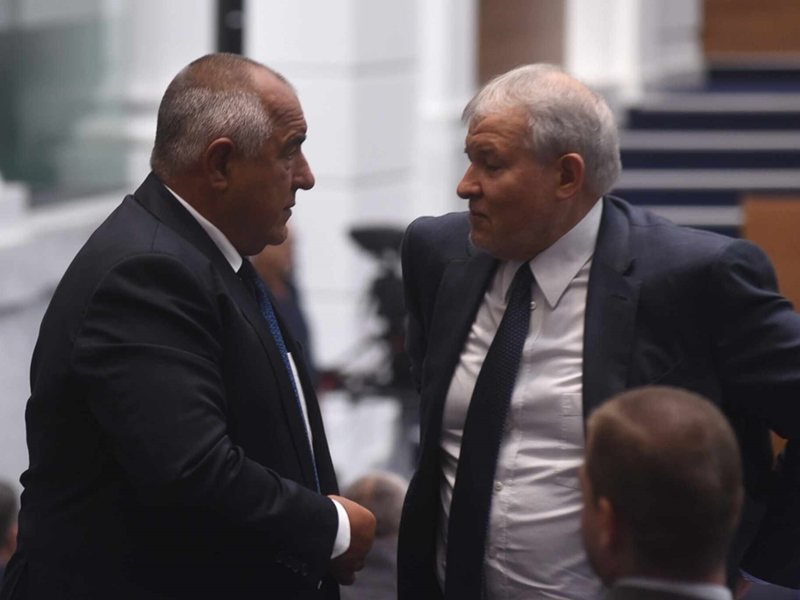 Rumen Hristov: Kimin kiminle tatile gittiğini tartışmak adil değil