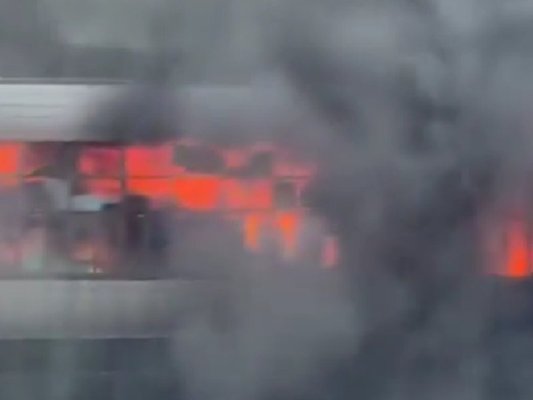 Çin'de Ayakkabı Fabrikasında Yangın: Çok Sayıda Kayıp