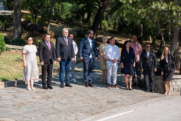 Törene belediye başkan yardımcıları, belediye meclisi başkan yardımcısı ve bölge vali yardımcısı katıldı. Fotoğraf: Plovdiv Belediyesi