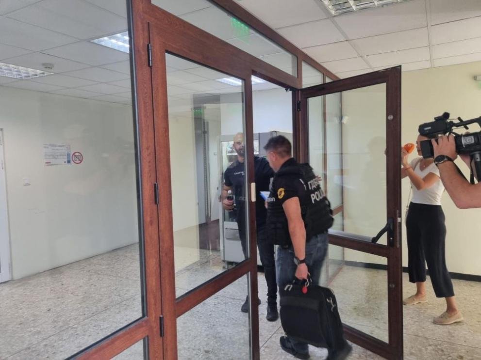 Burgaz Su ve Kanalizasyon Şirketi'ne Büyük Operasyon: 13 Kişi Gözaltında