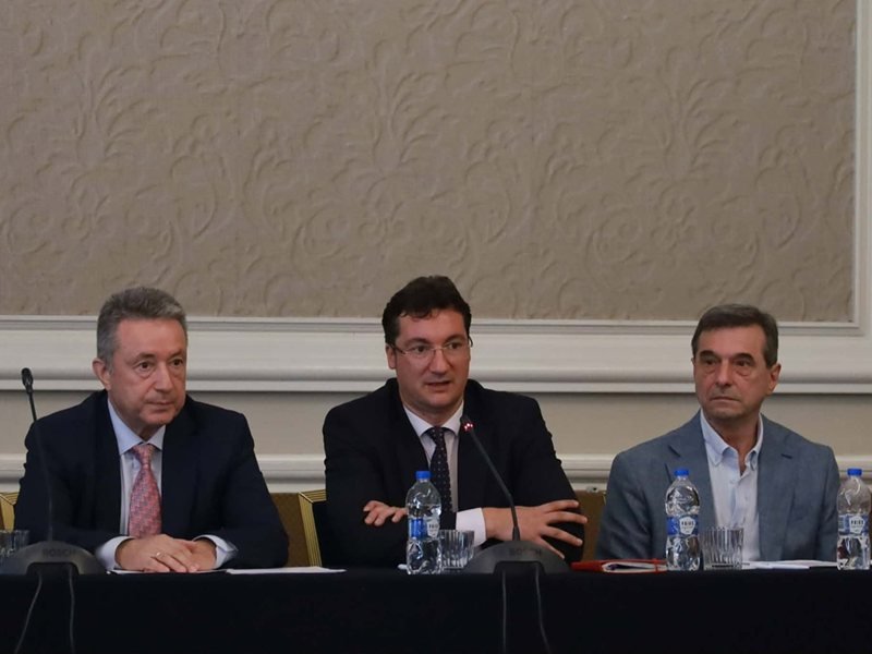 Yanaki Stoylov: Gücün Az Kişide Toplanması Kamusal Otoriteyi Zayıflatıyor