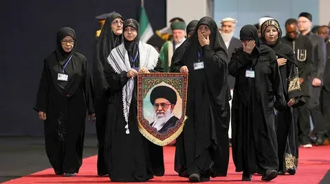 Yüzyılın Cenazesi! 20 Milyon Kişi Ayetullah Ali Hamaney'i Uğurluyor