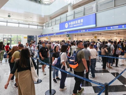 Hainan Adası, Yaz Turizm Sezonunda 8,25 Milyon Turist Bekliyor
