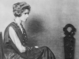 Bulgaristan'ın İlk Kadın Diplomatı: Nadejda Stancova