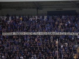 Levski, Lokomotiv Sofya'yı 2-1 Mağlup Etti, Taraftarlar Ljubo Penev'e Destek Verdi