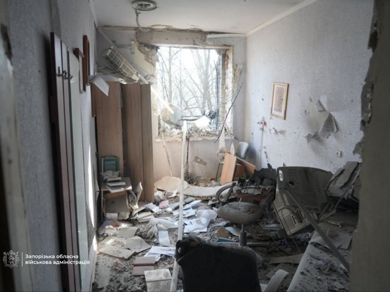 Rusya'nın Zaporijya'ya Güdümlü Hava Bombası Saldırısında En Az Üç Kişi Öldü