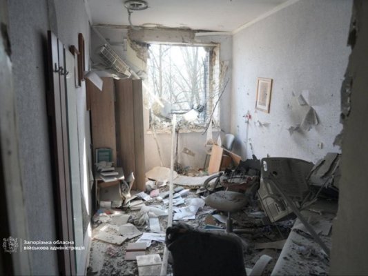 Rusya'nın Zaporijya'ya Güdümlü Hava Bombası Saldırısında En Az Üç Kişi Öldü