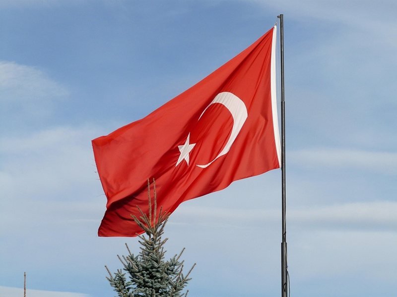 Türkiye'de Muhalefet Belediye Başkanı ve 30 Kişi Gözaltına Alındı