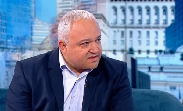 İçişleri Bakanı Demerdjiev'in Yargıç Atanasyova'ya Yönelik Açıklamaları Eleştiriliyor