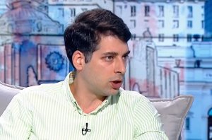 Pekanov: Kısıtlı Bütçe Ukrayna'ya Yeni Yardımı Engelliyor