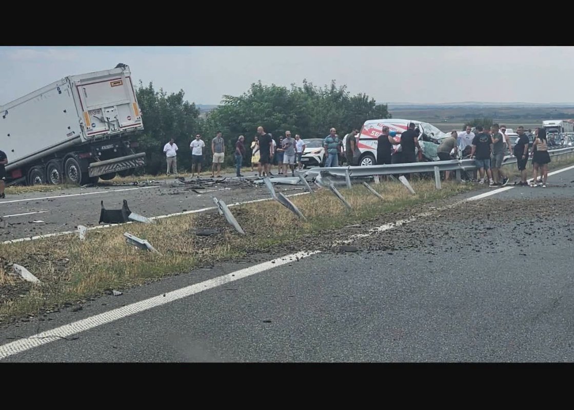 TIR Yine Can Aldı! Yambollu Dinko da Yardıma Koştu