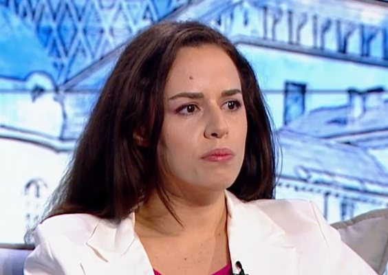 Ruja Rayçeva