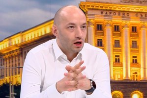 Politologdan İktidara İki Büyük Sınav Uyarısı