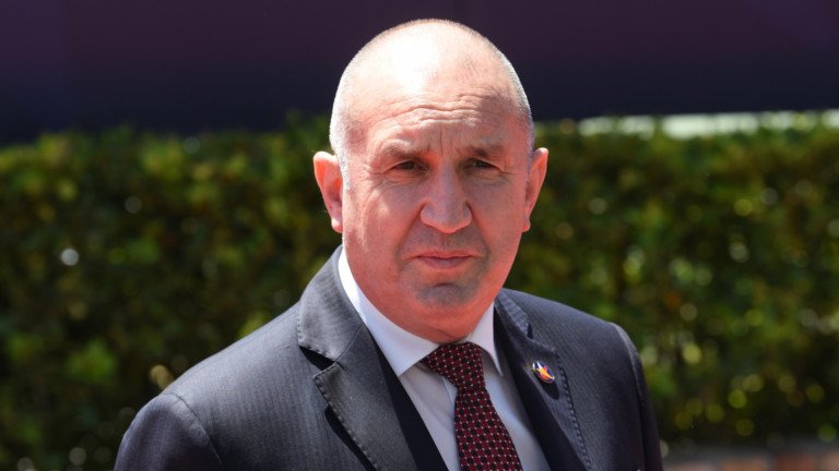 Rumen Radev İran'a Desteği Bildirirken Amerikan Savaş Uçaklarının Misyonu Hakkında Açıklamada Bulundu