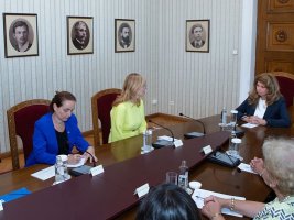 Startup Görüşmeleri Sırasında AB Komiseri Zaharieva, Radev'i Ukrayna Konusunda Yokladı