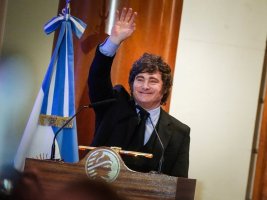 Javier Milei 36 Yıllık Geleneği Bozmuyor: Finali Televizyondan İzleyecek, 'Uğursuz' Olmak İstemiyor