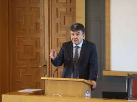 Sofya Üniversitesi Genel Kurulu, Prof. Parvanov'un Adaylığını Reddetti