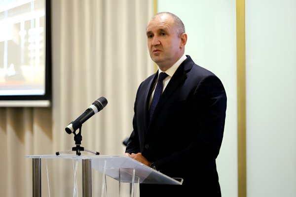 ABD, Bezmer Hava Üssü'nü Ortadoğu Operasyonları İçin Talep Etti