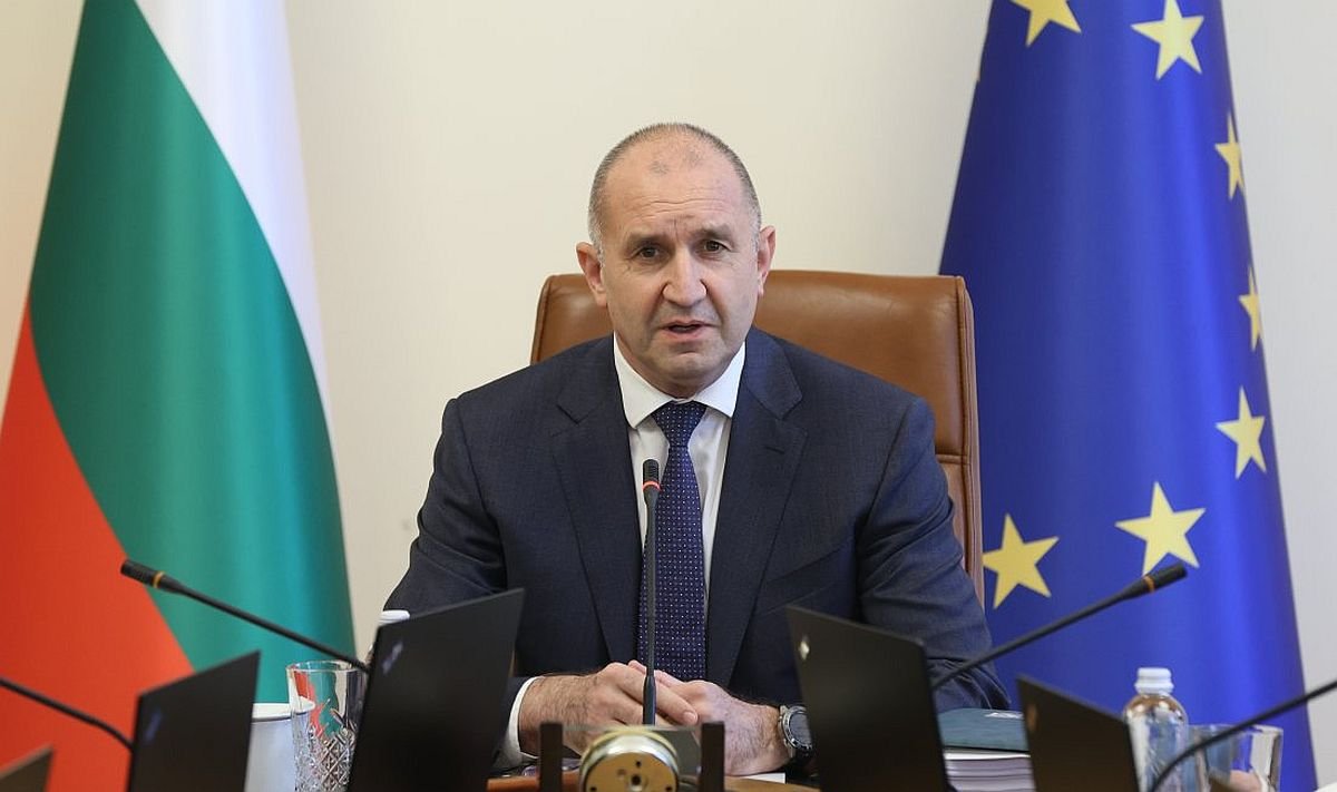 Radev'den İçişleri Bakanlığı'na tebrik: Uyuşturucuyla mücadele hükümetin önceliği