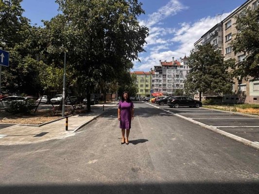 Plovdiv'de 60 Yıldır Tadilat Görmeyen Blok Arası Alan Yenilendi