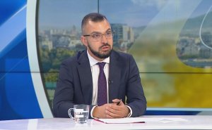 Pelevski'nin Charter Uçuşları İmajını Temizleyebilir. Şart: İçişleri Bakanlığı Gerçekleri Göstermeli
