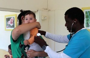 Nijeryalı Doktor Kavarna'ya Umut Oldu
