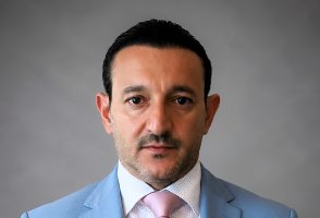 Cumhurbaşkanı Yardımcısı Yotova, Yolsuzlukla Mücadele Komisyonu'na Üye Atadı