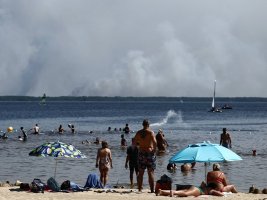 Güneybatı Fransa'daki Orman Yangınları Nedeniyle 20.000'den Fazla Kişi Tahliye Edildi, Aralarında Çok Sayıda Turist de Var