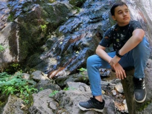 13 Yaşındaki Bulgar Öğrenci, Matematik ve Dil Öğrenimini Kolaylaştıran Yapay Zeka Tabanlı Uygulama Geliştirdi