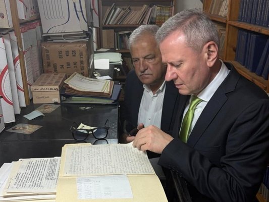 Makedonya'daki Bulgarlara Ait 1 Milyon Benzersiz Belge, Devletin Gadjev Ailesinden Satın Almasını Bekliyor