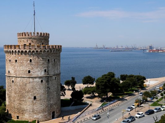 Bulgar Kamyon Şoförüne Selanik'te Silahlı Saldırı: 32 Bin Euro Çalındı