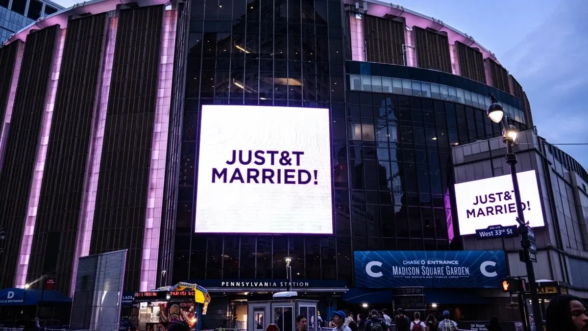 Asrın Düğünü: Taylor Swift ve Travis Kelce Madison Square Garden'da Evlendi